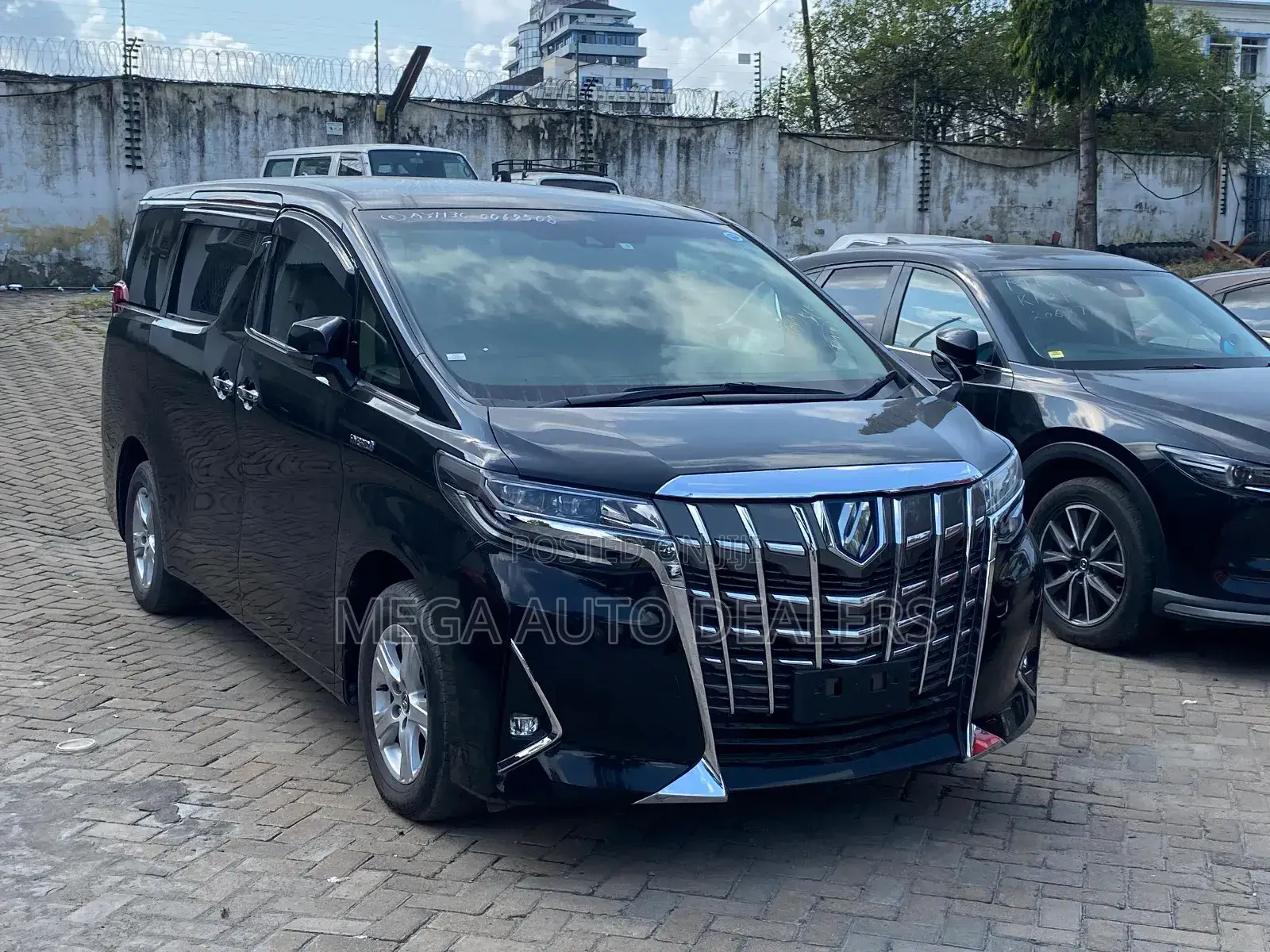Toyota Alphard 2018 Black