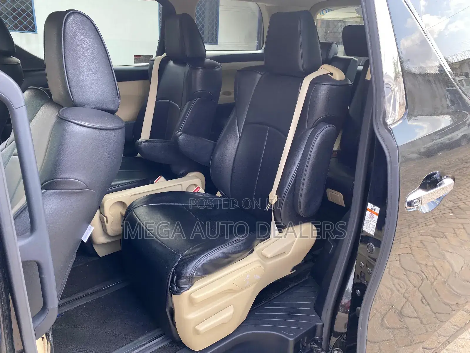 Toyota Alphard 2018 Black