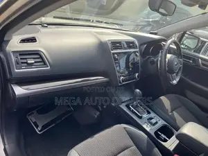 Subaru Outback 2018 Gray