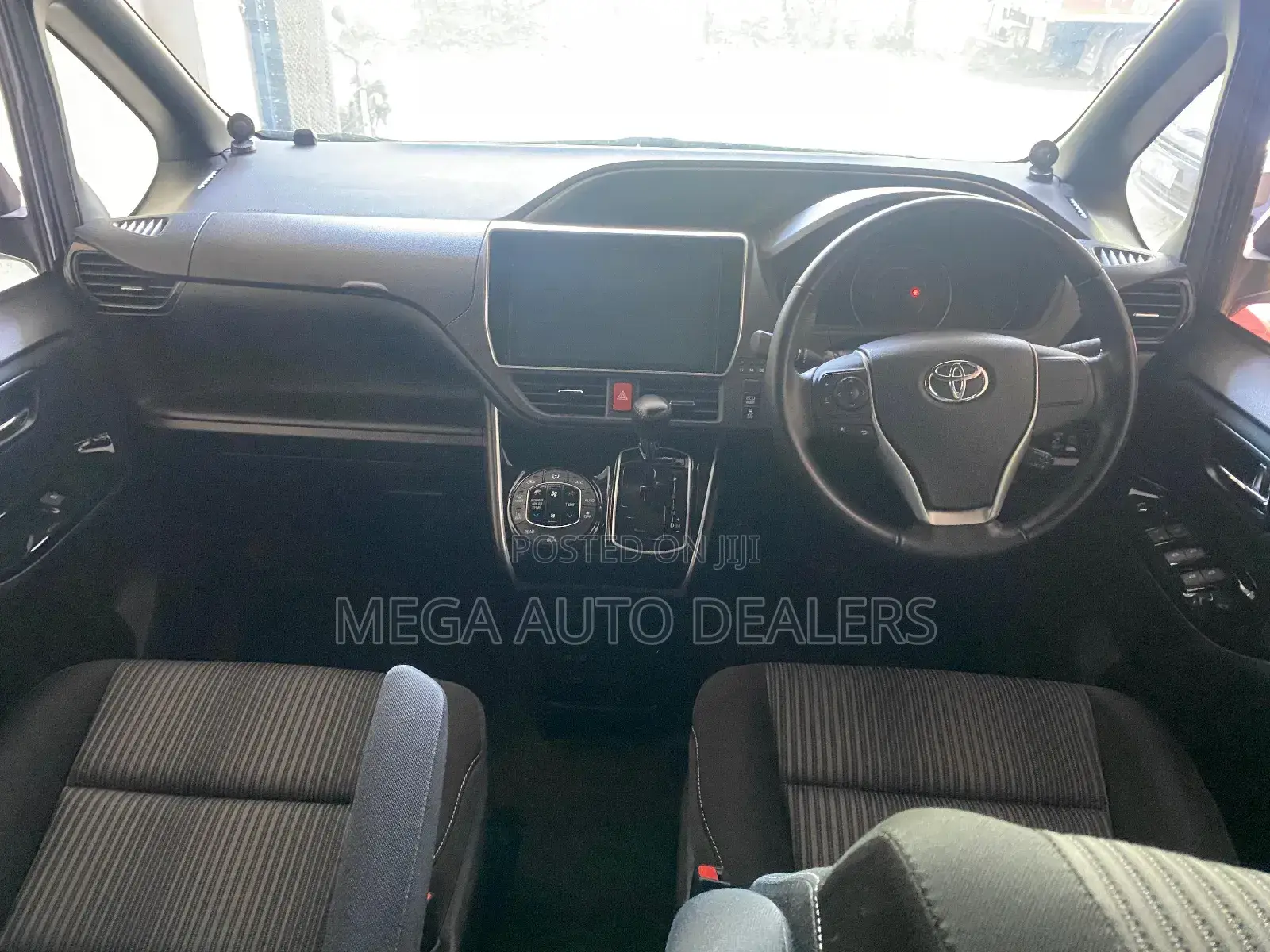 Toyota Voxy 2018 Black