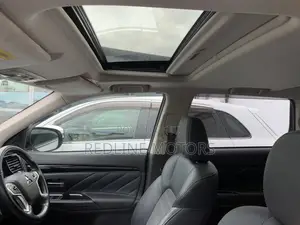 Mitsubishi Outlander 2.0 PHEV AWD 2018 Silver