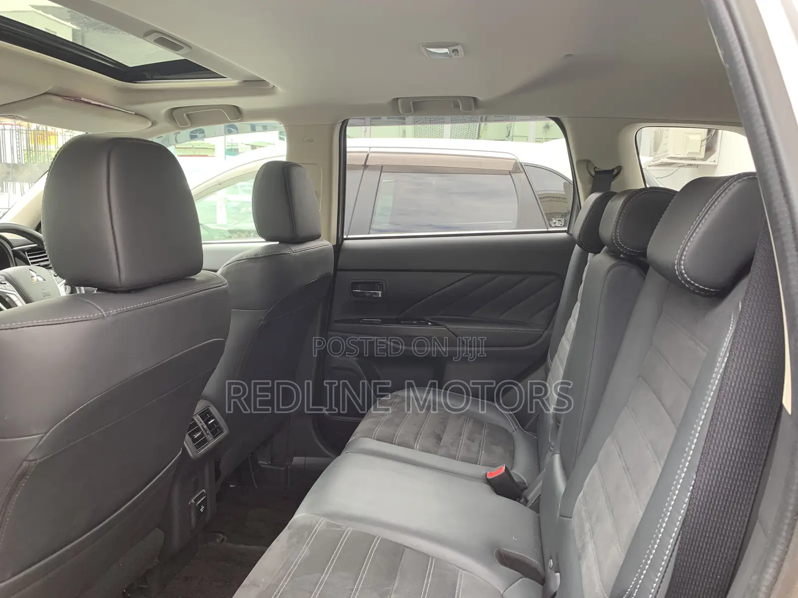 Mitsubishi Outlander 2.0 PHEV AWD 2018 Silver
