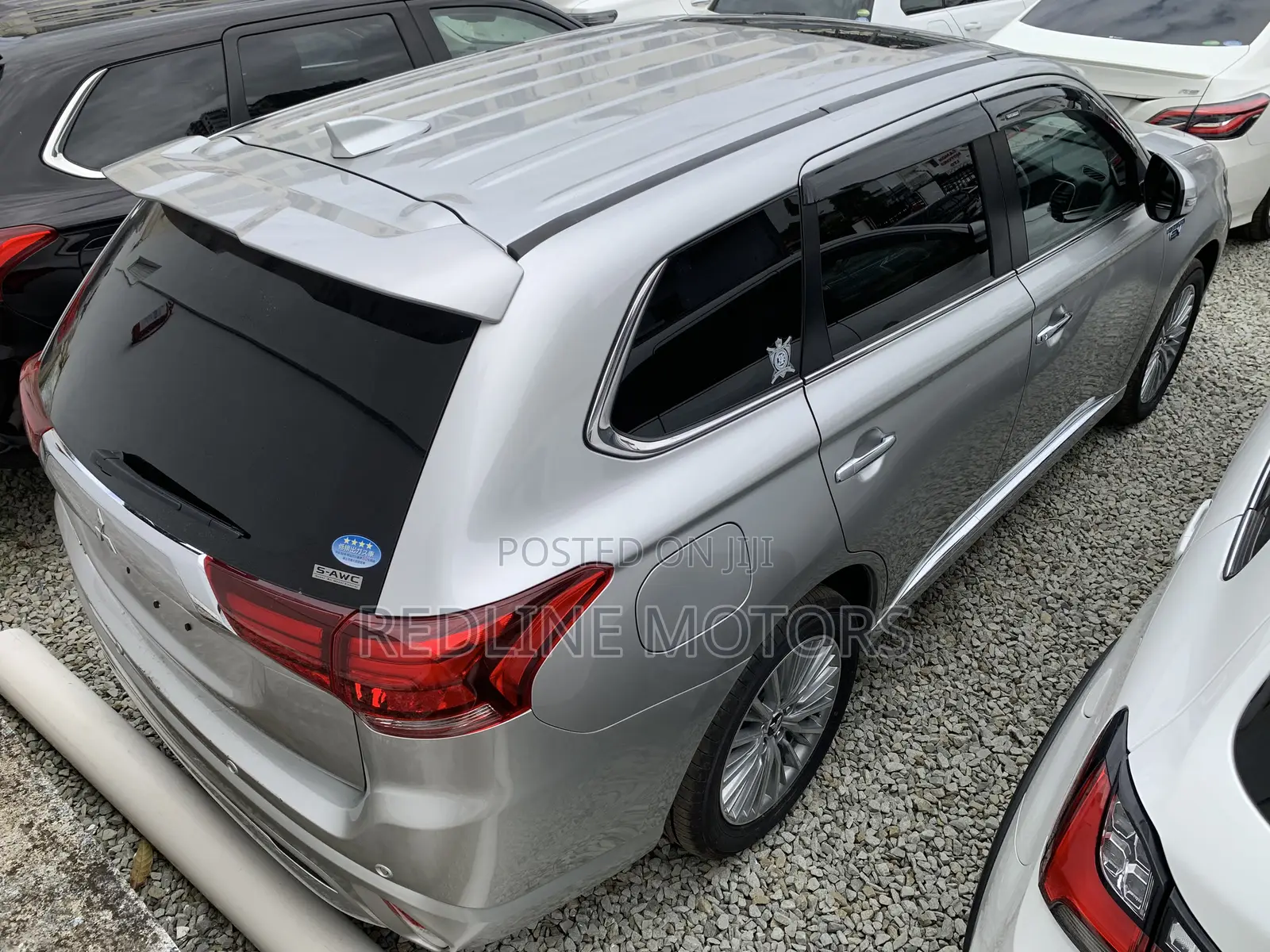 Mitsubishi Outlander 2.0 PHEV AWD 2018 Silver