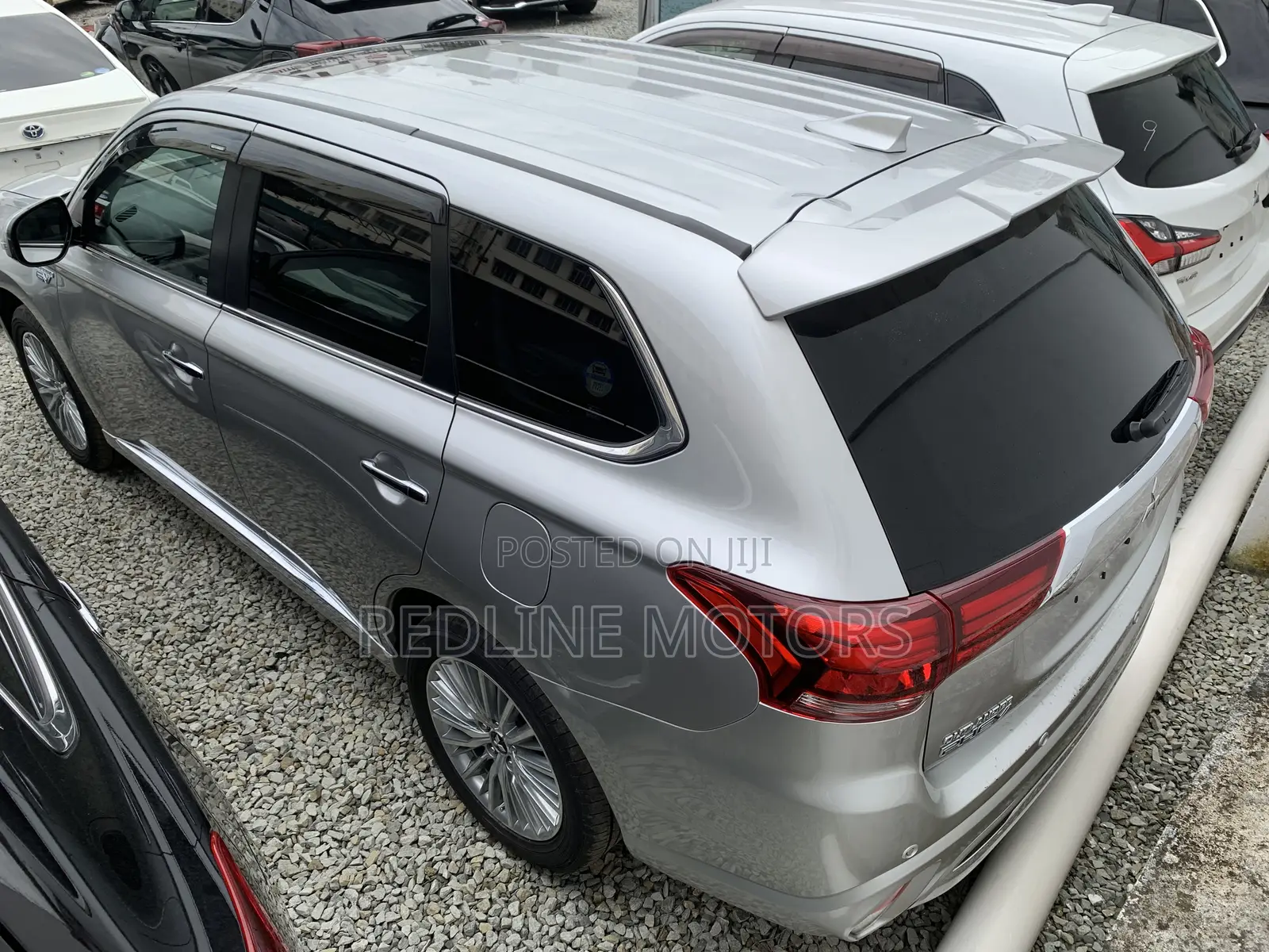 Mitsubishi Outlander 2.0 PHEV AWD 2018 Silver