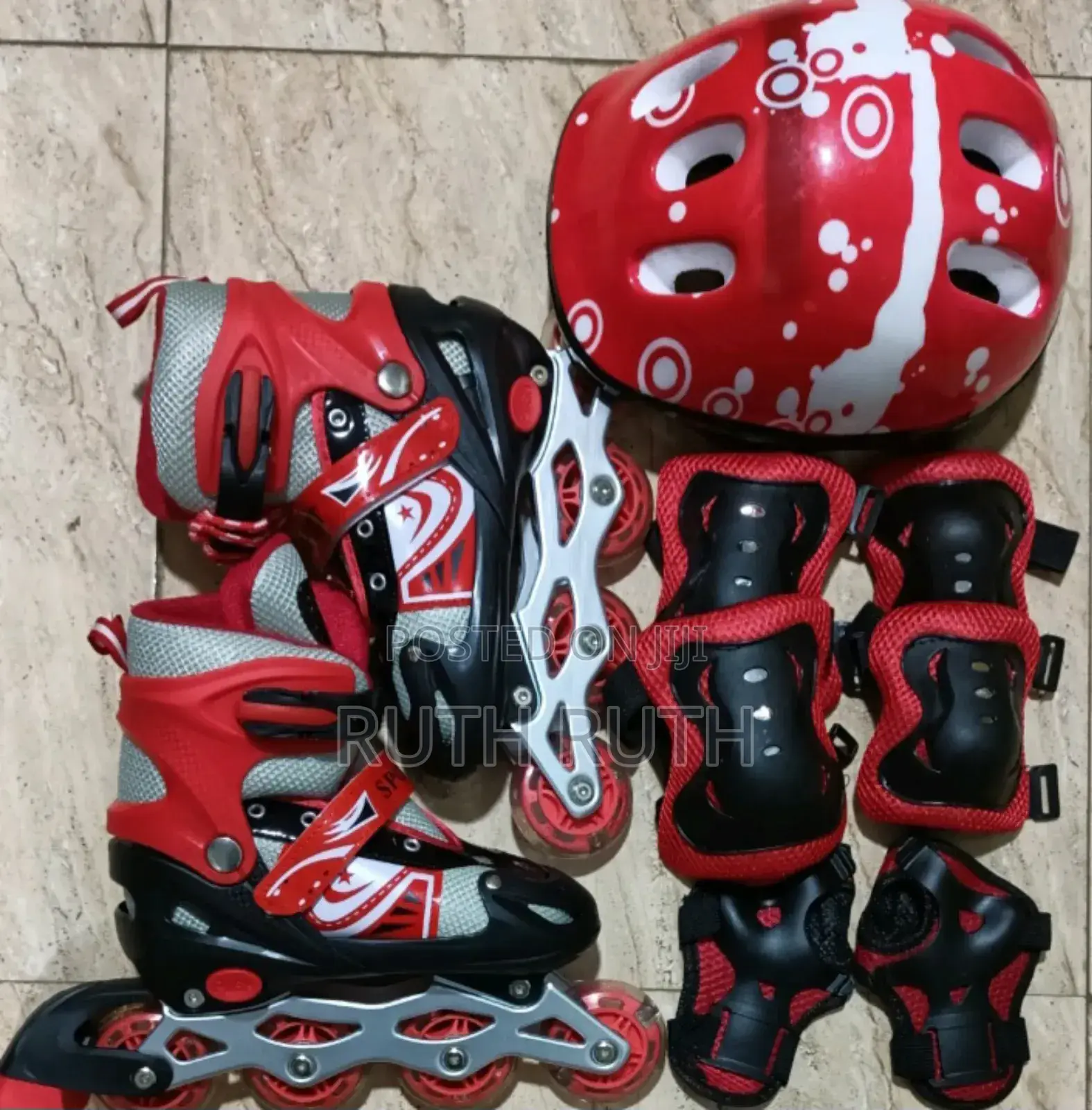 Skates Shoes With Guards and Helmet