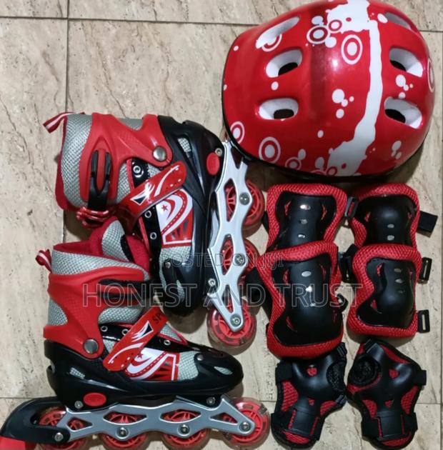 Skates Shoes With Guards and Helmet