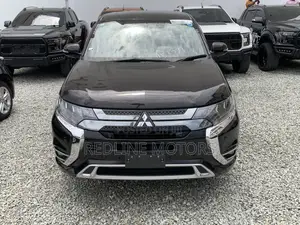 Mitsubishi Outlander PHEV 2018 Black