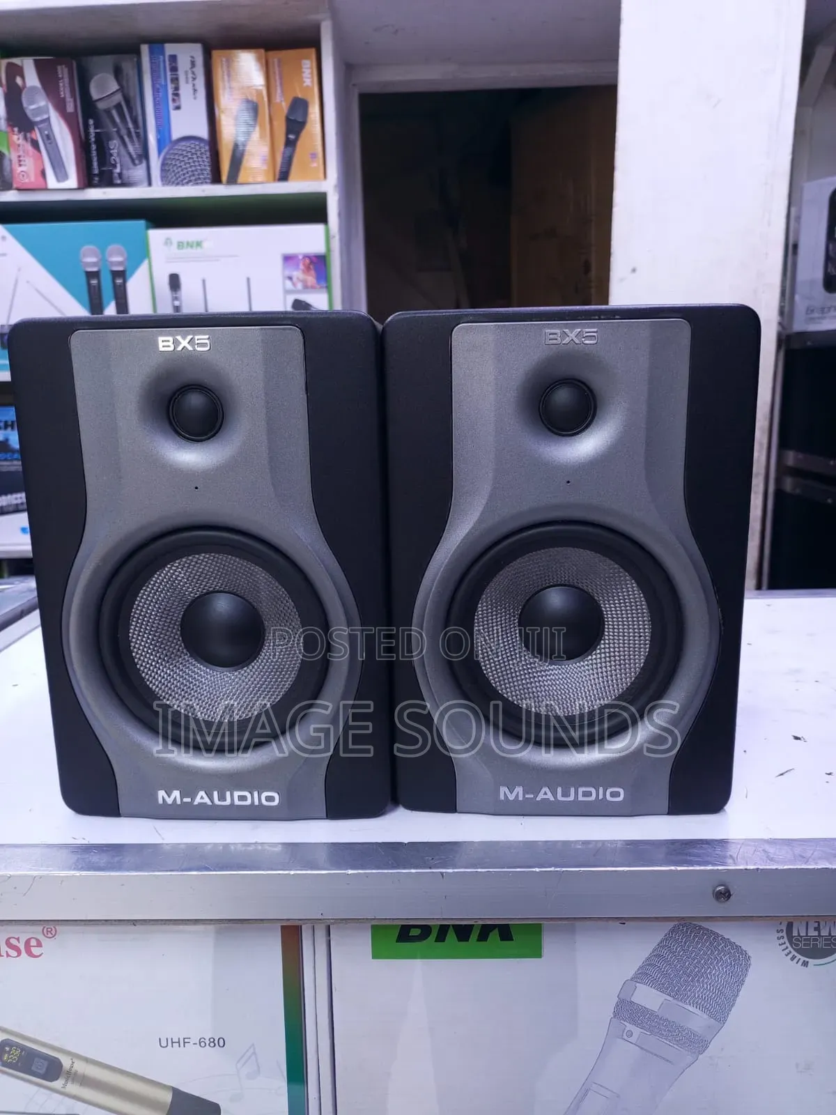 Studio Monitor Bx5- Carbon