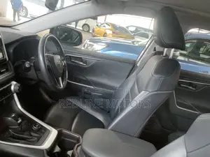 Toyota RAV4 Hybrid 2020 Gray