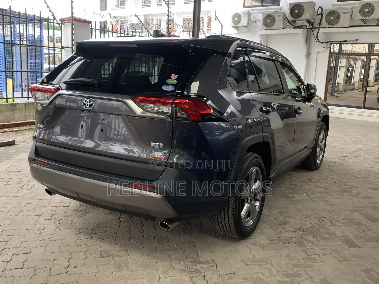 Toyota RAV4 Hybrid 2020 Gray