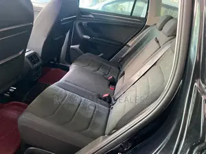 Volkswagen Tiguan 2019 Black