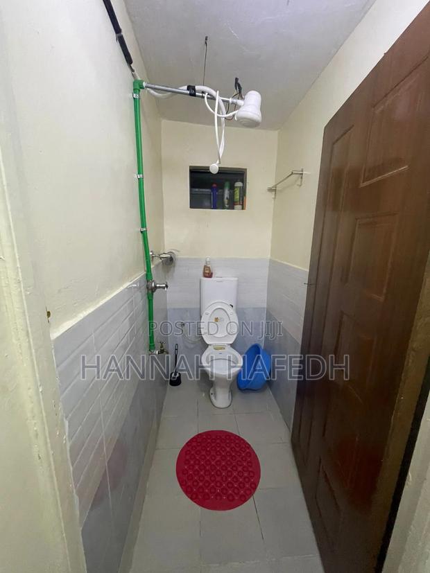 Studio Airbnb in Kamakis Opposite Pallet Lounge - thumbnail 4