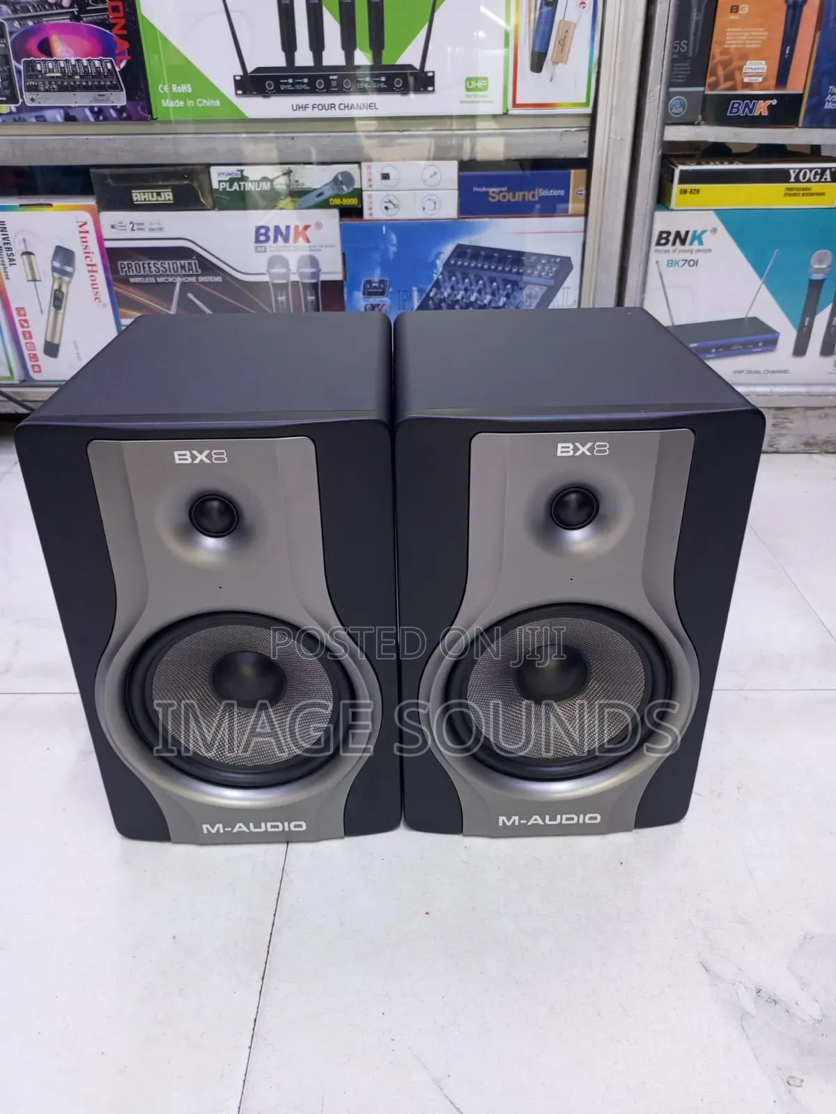 Studio Speakers Bx8c Carbon 8inch