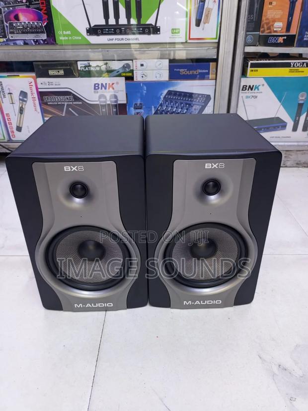 Studio Speakers Bx8c Carbon 8inch