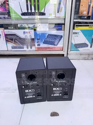 Bx5-C Carbon 5" Studio Monitor Active SPK