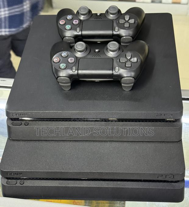 Moderately Used Sony Ps4 Slim