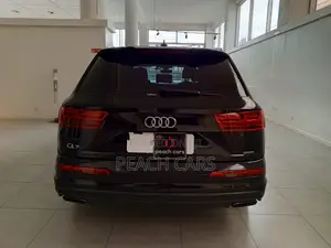 Audi Q7 2016 Black
