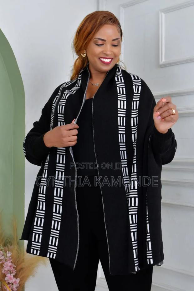 Colorful Shawls - thumbnail 4