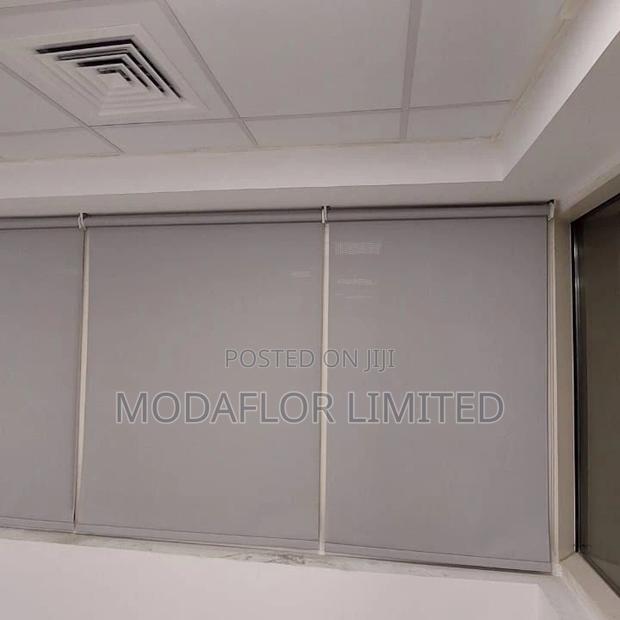 Blackout Roller Blinds – Complete Sun Shield! - main view
