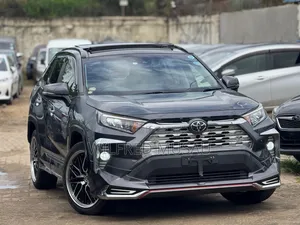 Toyota RAV4 2020 Gray