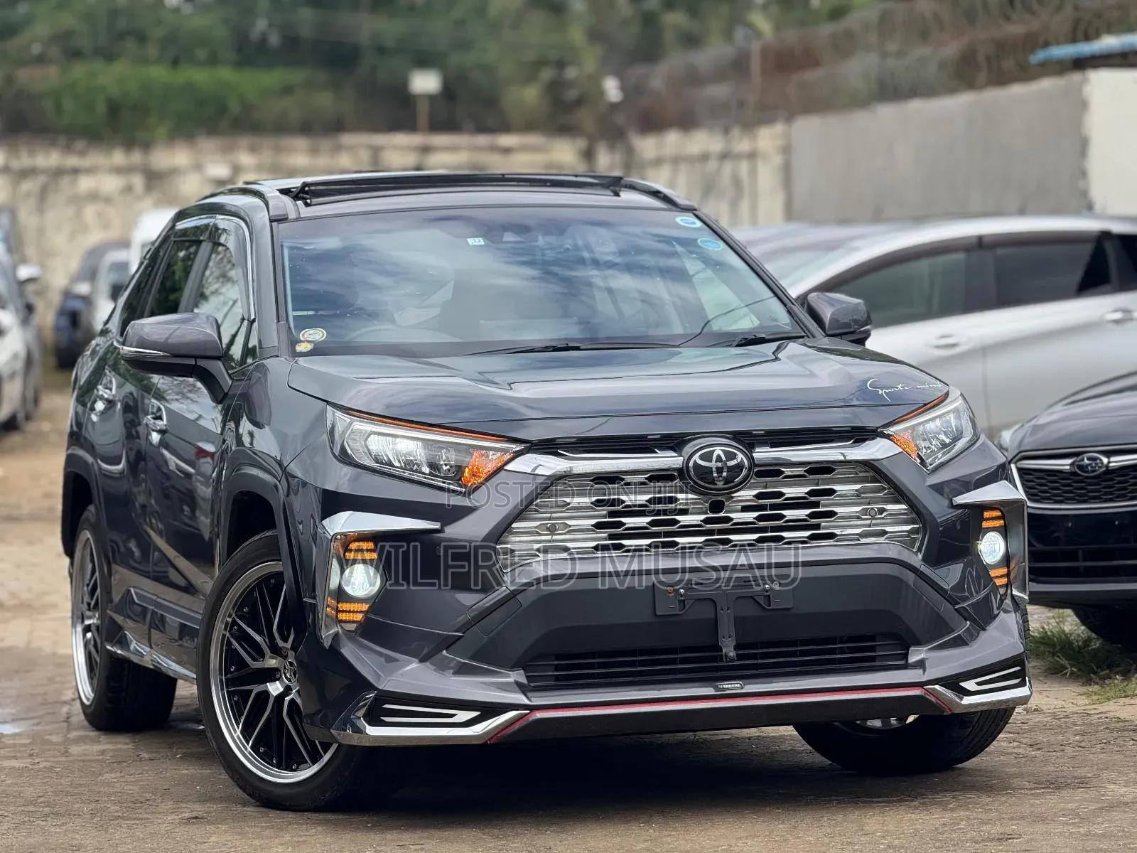 Toyota RAV4 2020 Gray