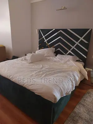 6 by 6 Ft Modern Board Bed