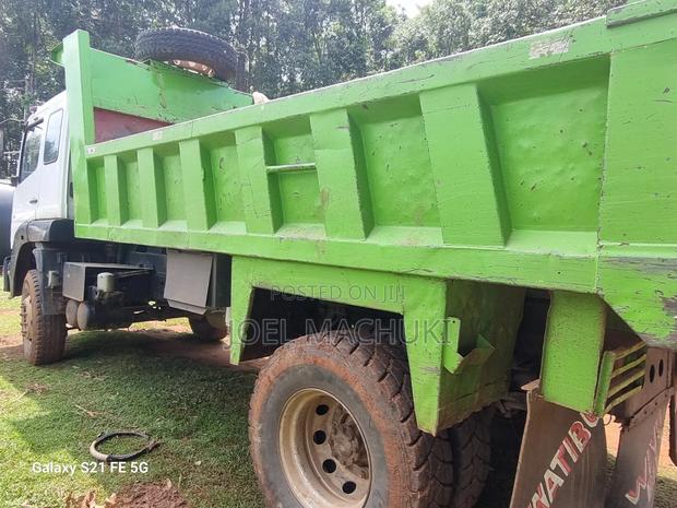 Mitshubish Fuso Fj