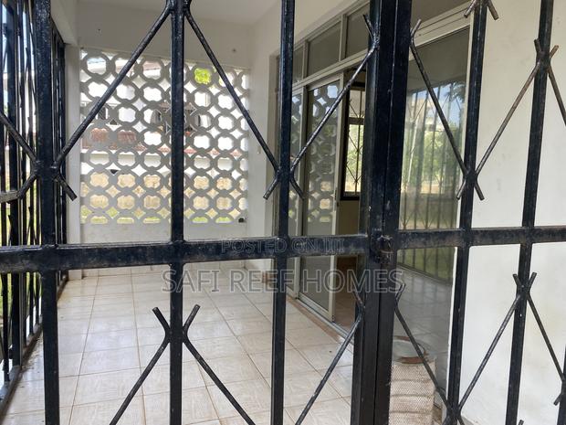 4bdrm Maisonette in Nyali for rent - thumbnail 4