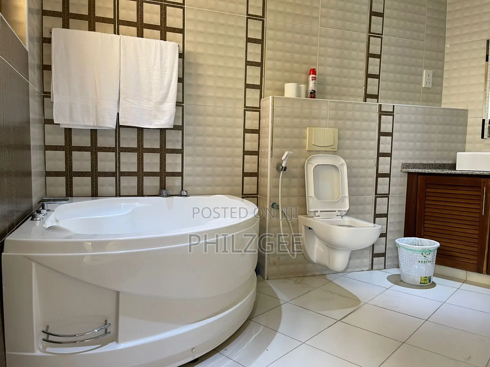 Furnished 3bdrm Apartment in Assia Apartments, Nyali Mkomani for rent