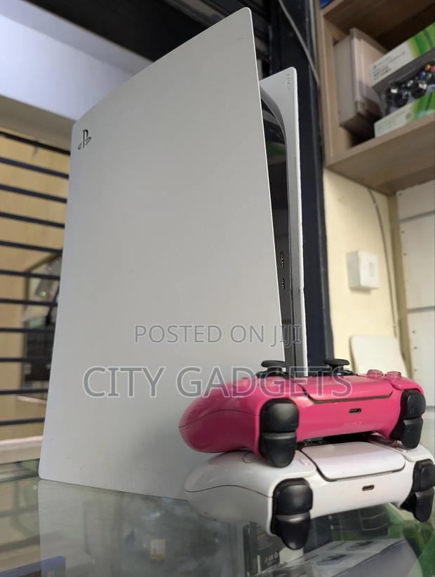 Ps5 Used With Two Controllers Digital Console - main view