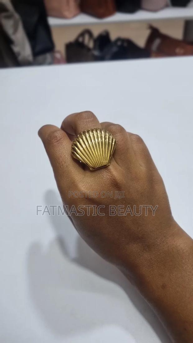 Chunky Gold Ring - main view