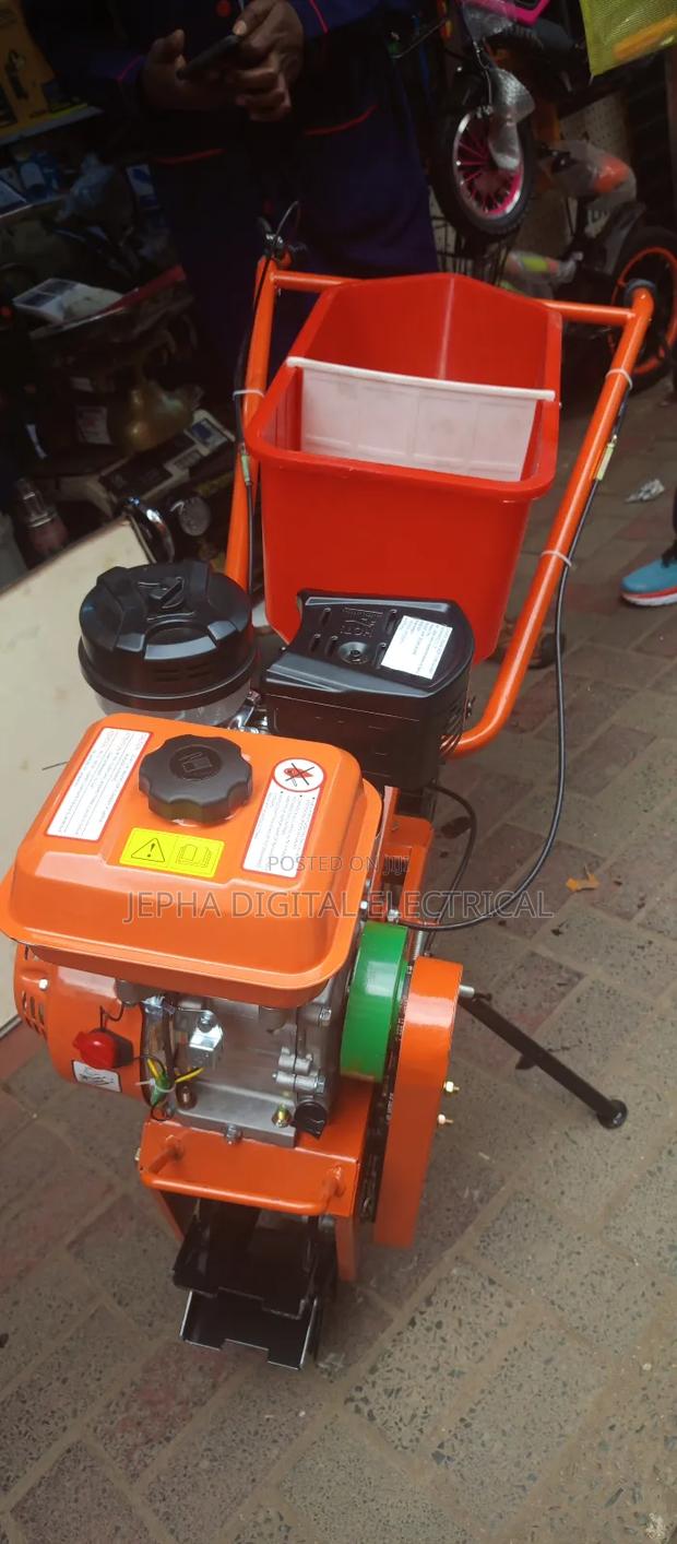 Seed Planter/Petrol Driven Machine