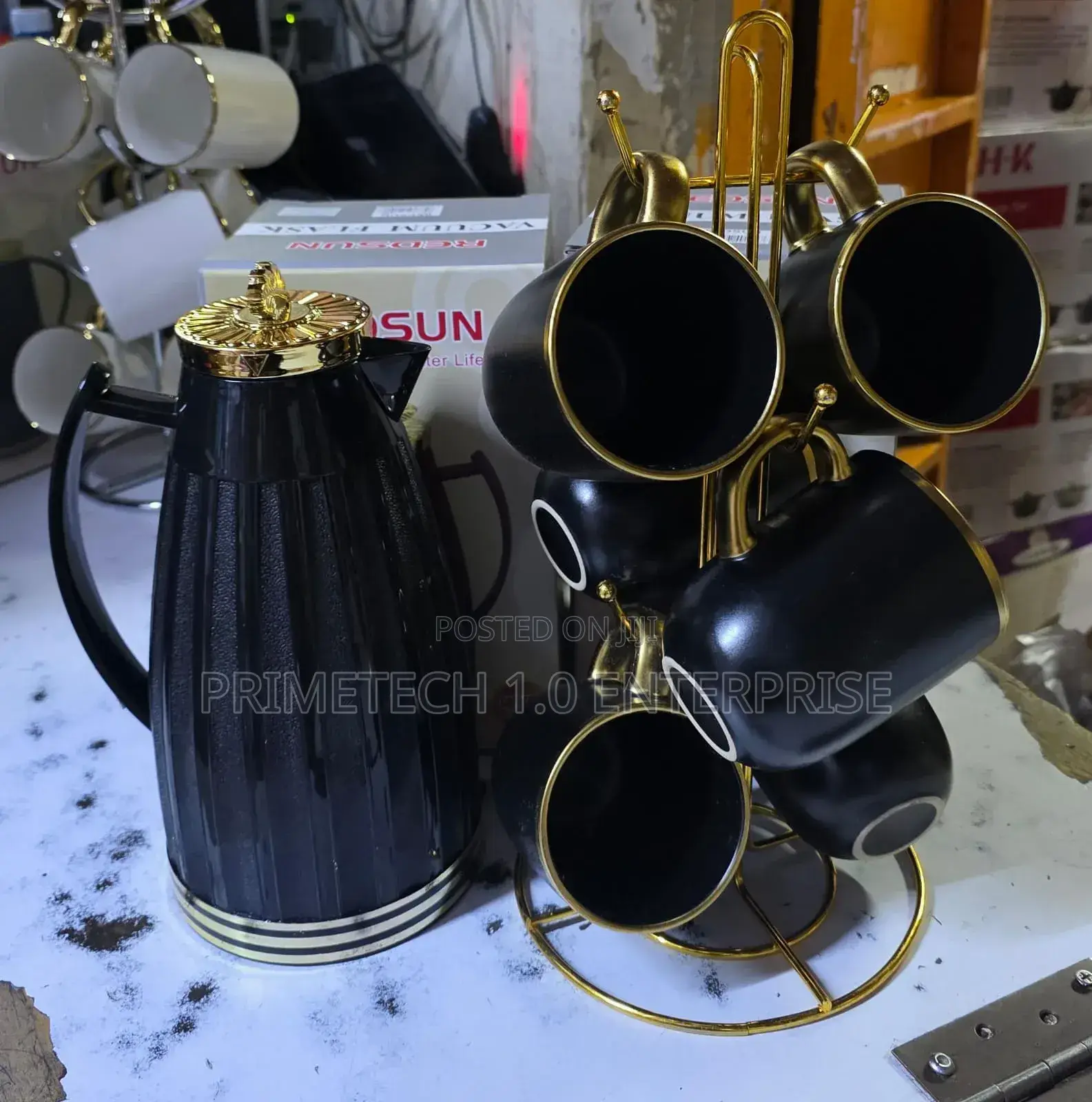 1ltr Vacuum Flask and 6pcs Mug -Tea Set