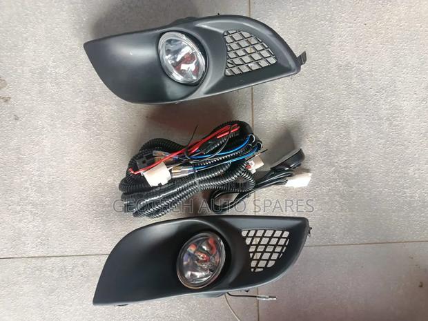 Toyota Vitz 2003 Foglights Available