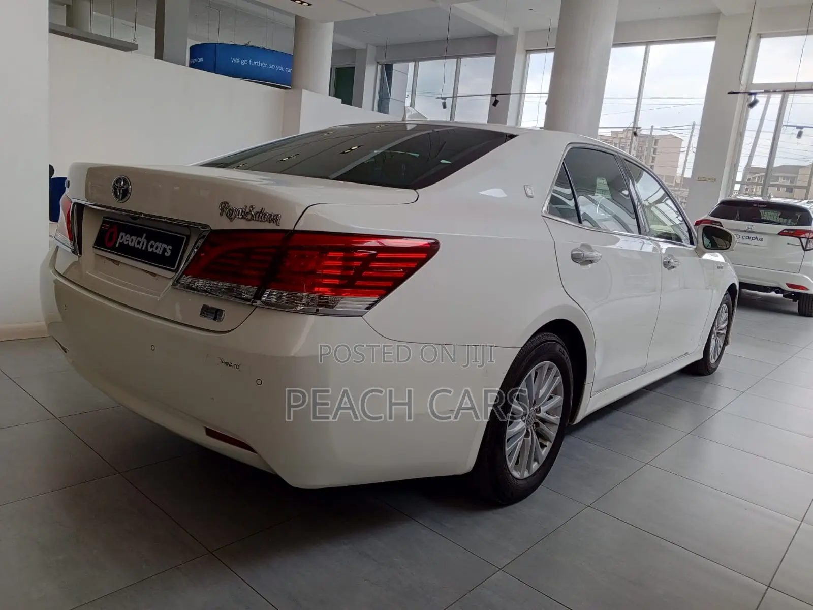 Toyota Crown 2016 White
