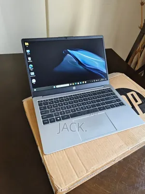 Laptop HP 245 G4 16GB AMD Ryzen 7 SSD 1T