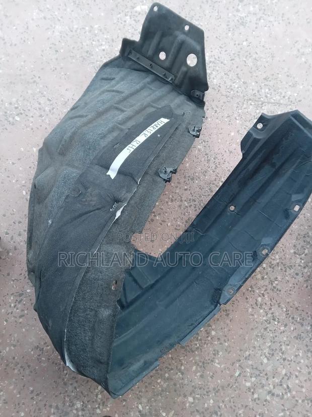 Fender Liner Toyota Harrier Zsu60