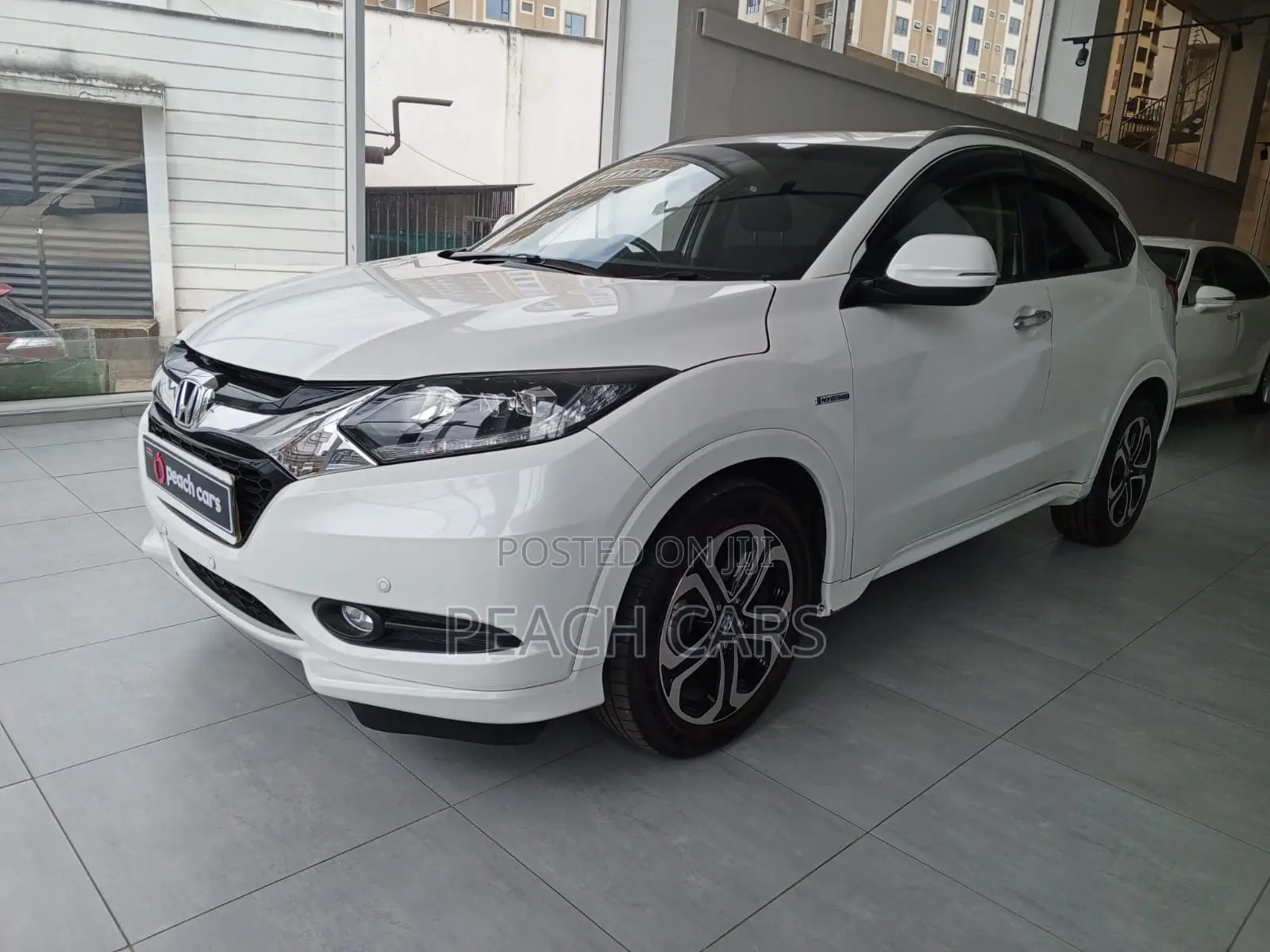 Honda Vezel 1.5 Hybrid 2WD 2016 White