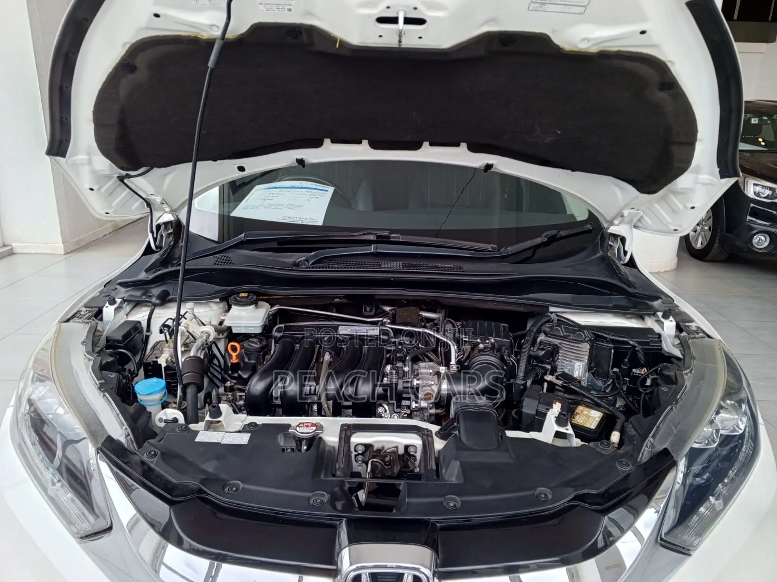 Honda Vezel 1.5 Hybrid 2WD 2016 White