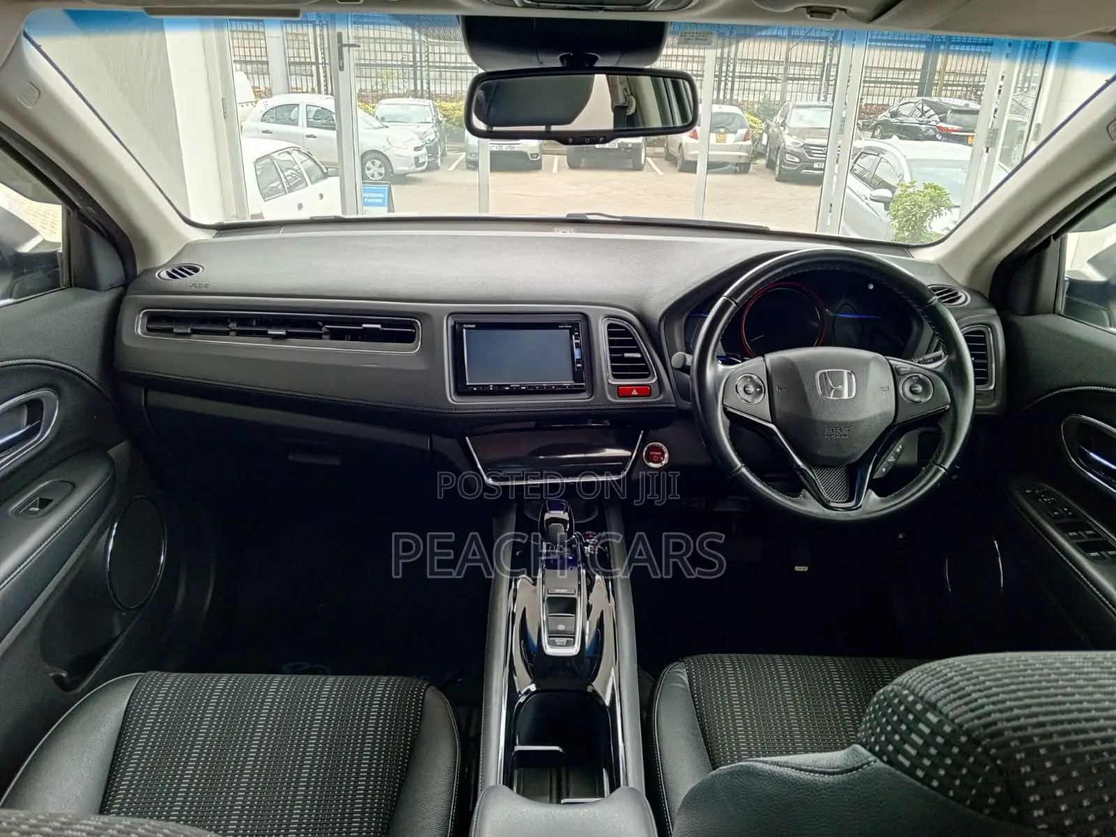 Honda Vezel 1.5 Hybrid 2WD 2016 White