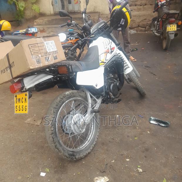 Yamaha 2012 White