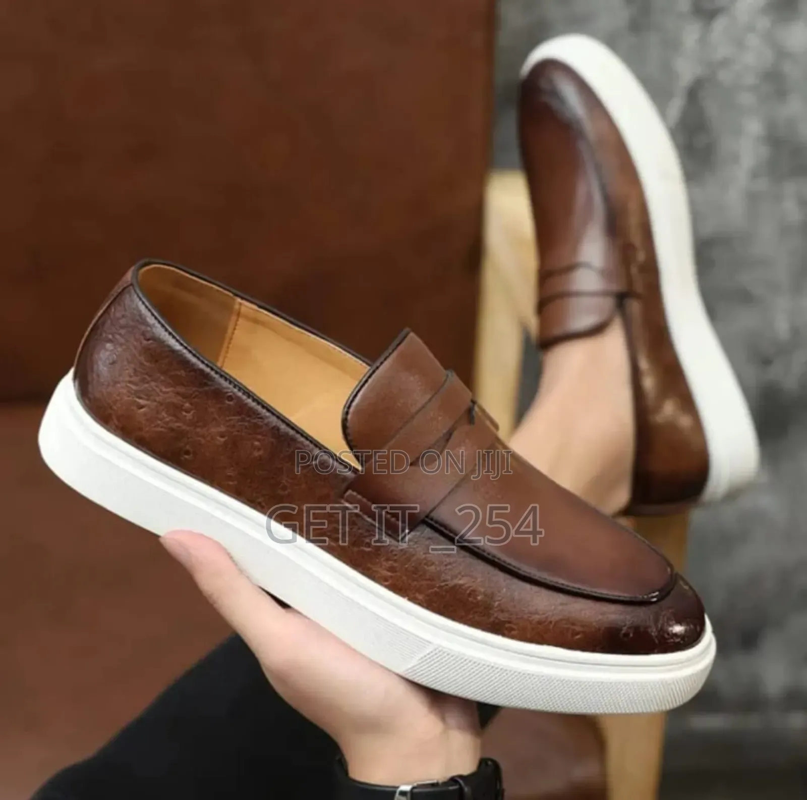 *Plain Men Casuals*

Size 39-46