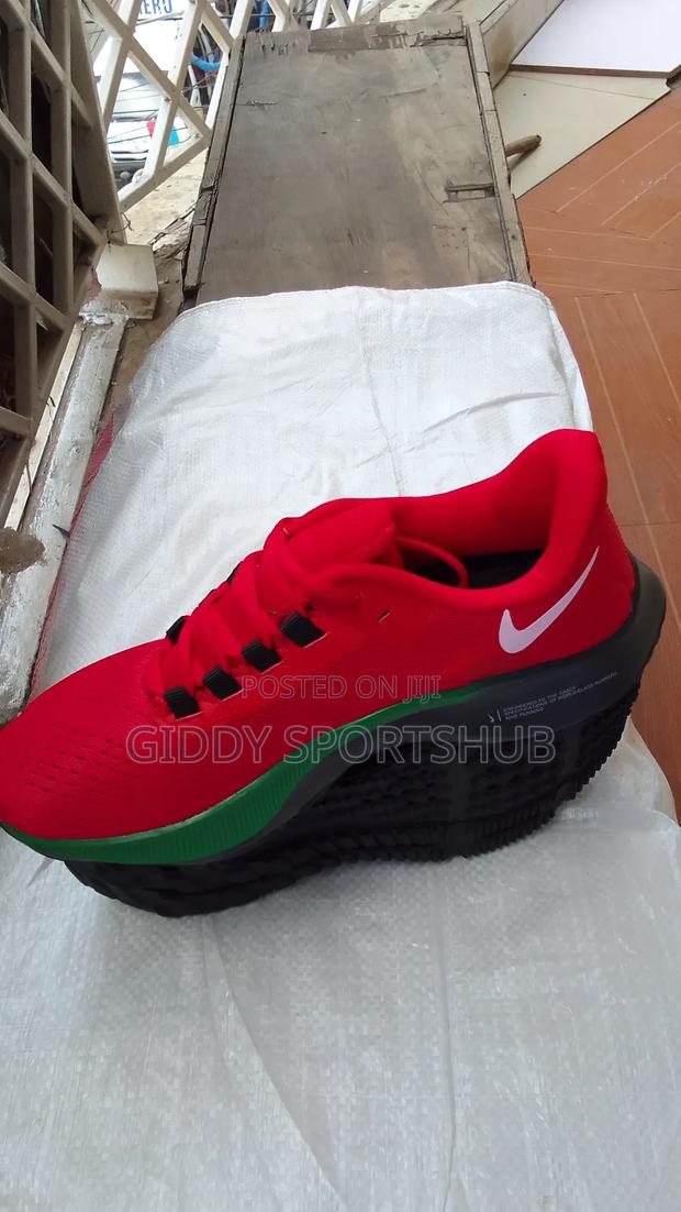 Kenya Flag Colour Themed Running Shoes.