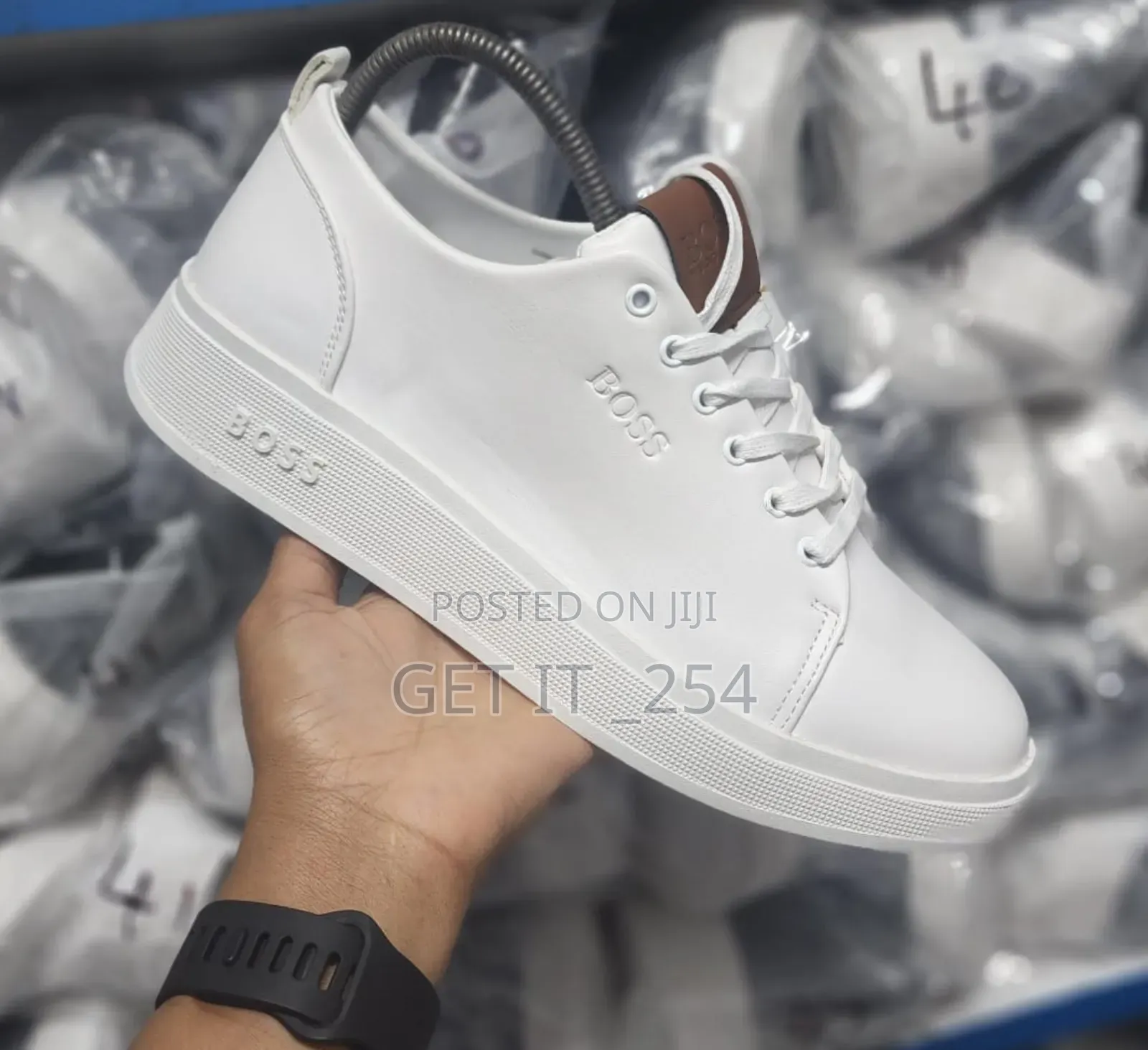 Boss Casuals 
Sizes 40-45