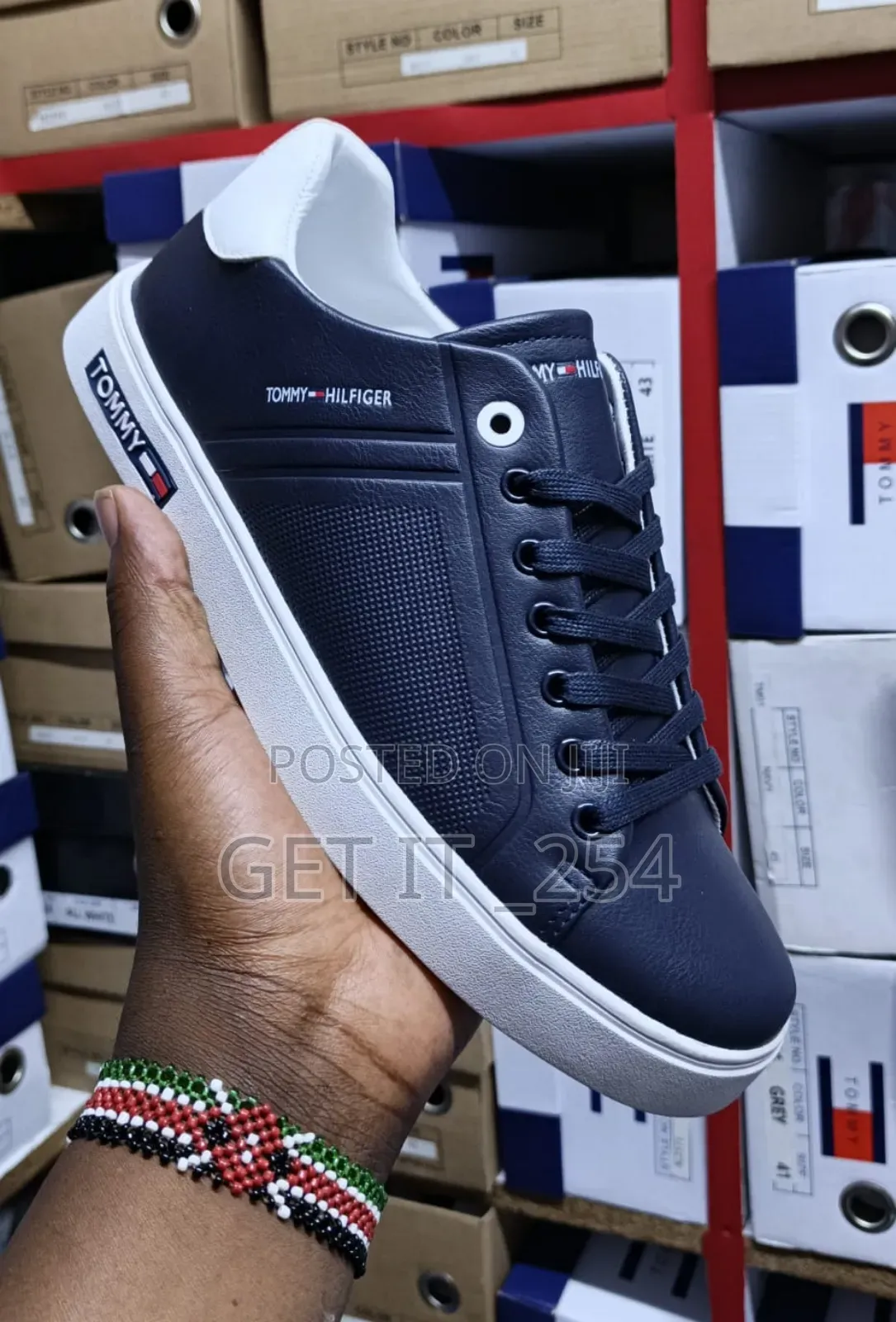 *Tommy Hilfiger Restocked Fully*
*Size 40---45*