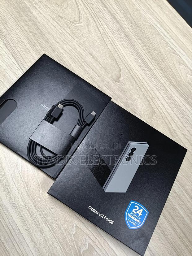 Samsung Galaxy Z Fold6 256 GB Silver