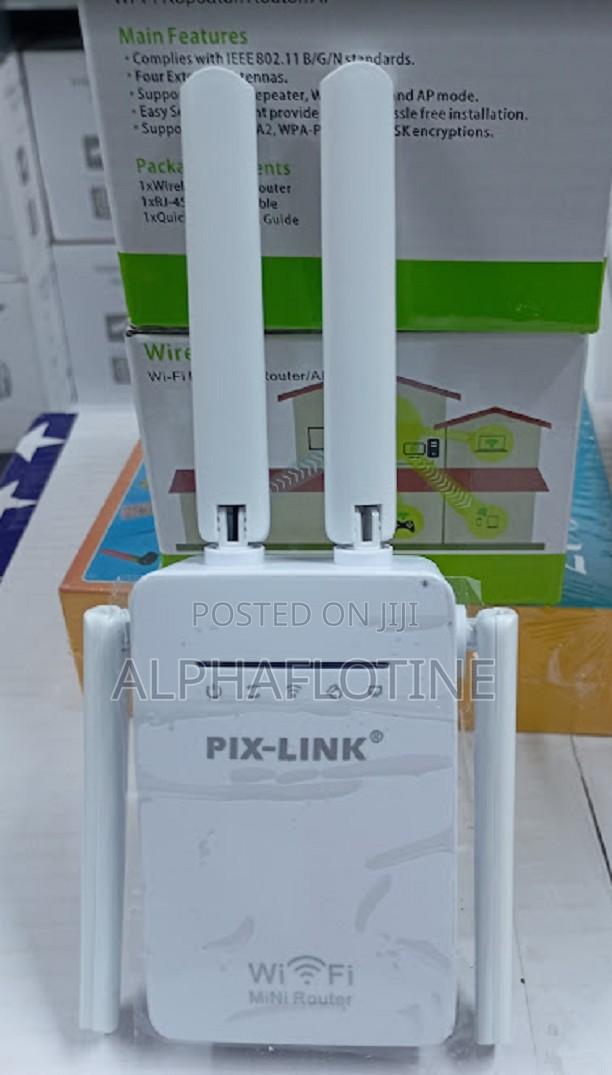Pix Link 300mbps Wifi Repeater - main view