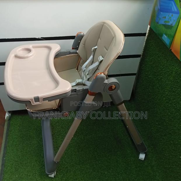 Portable Feeding Chair - main view