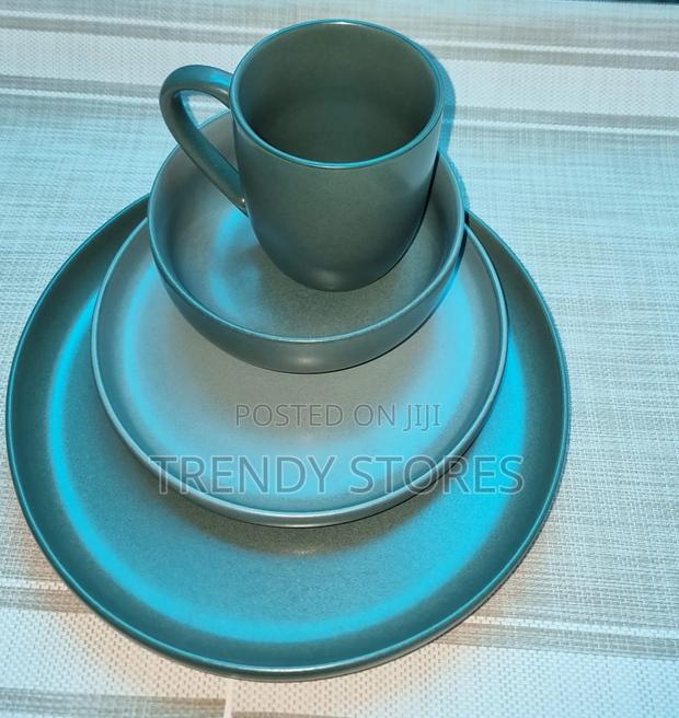 Dinner Set - main view