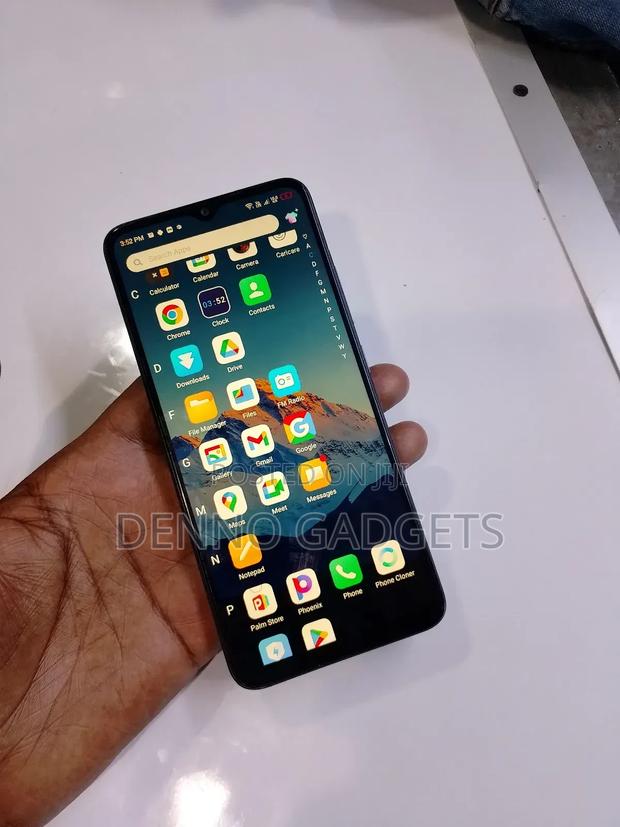 Itel P40 64 GB Blue